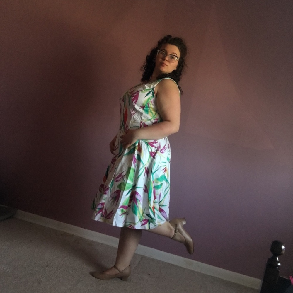 ⛄️ Roz & Ali floral dress NWOT
